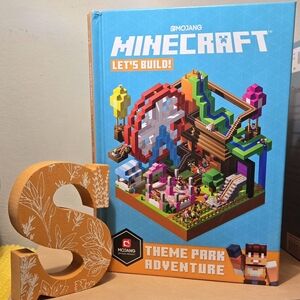 Minecraft: Let's Build! Theme Park Adventure Book